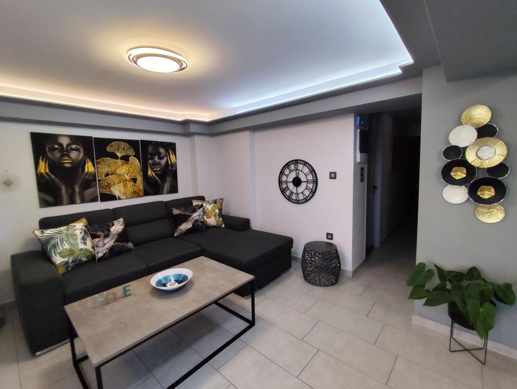 Anastasia'S Apartment With Yard Αθήνα Εξωτερικό φωτογραφία